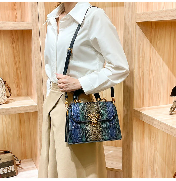 Bolsa Feminina Flankes HK Alati Volans
