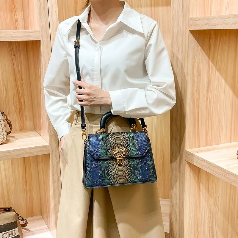 Bolsa Feminina Flankes HK Alati Volans